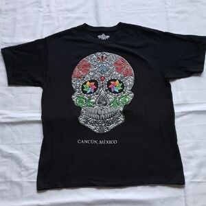 Asphalt Yacht Club Black Short Sleeve Tee with Intricate‎ Skull DesignSz L